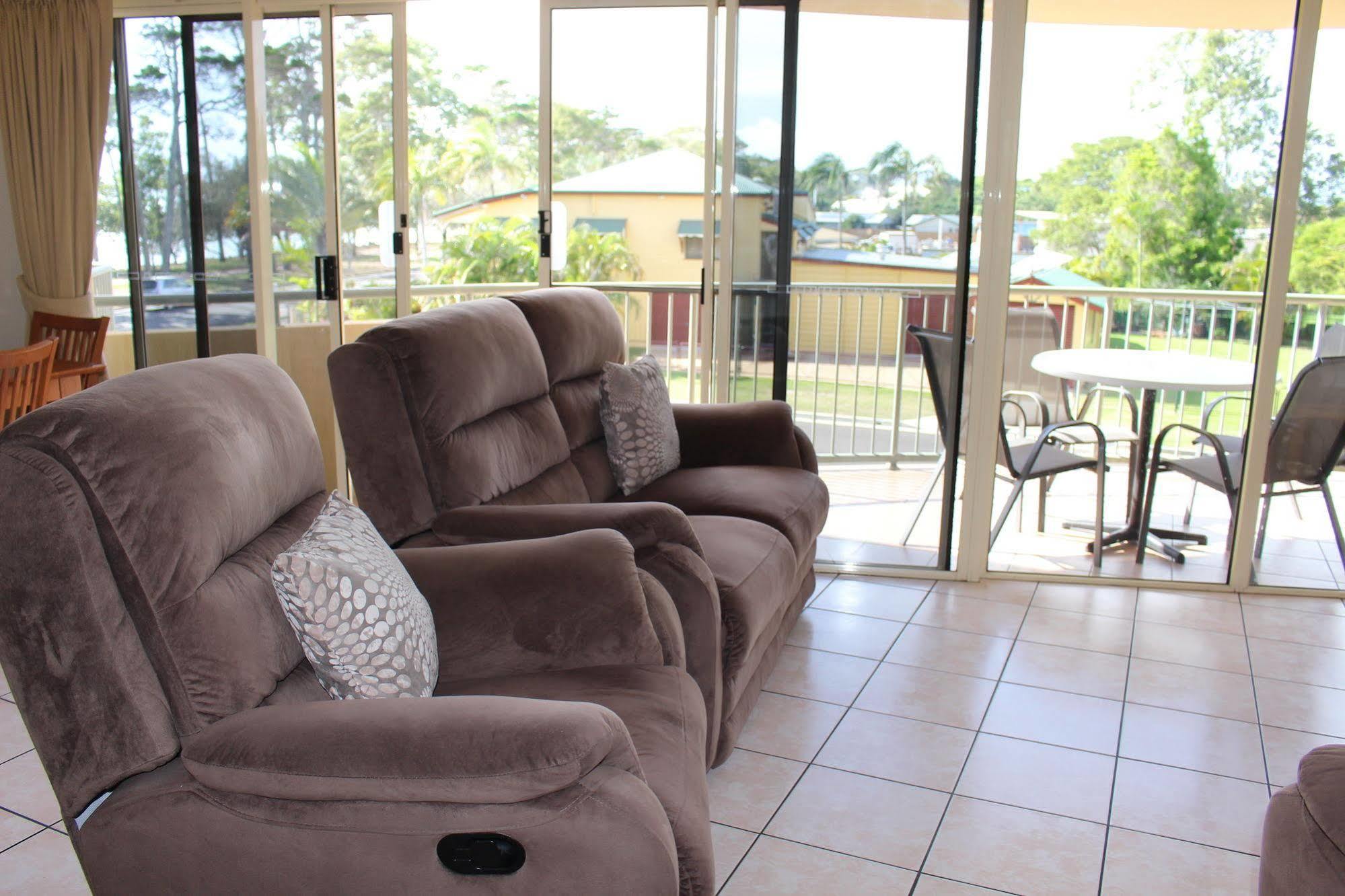 הרווי ביי Alexander Beachfront Apartments מראה חיצוני תמונה