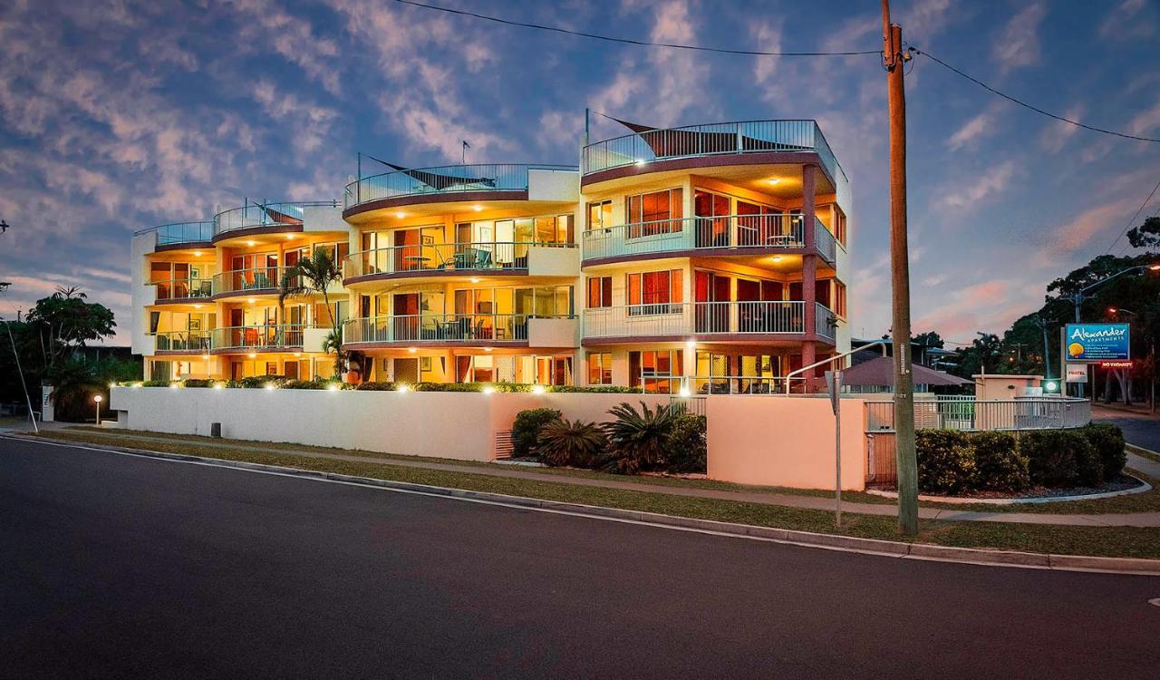 הרווי ביי Alexander Beachfront Apartments מראה חיצוני תמונה