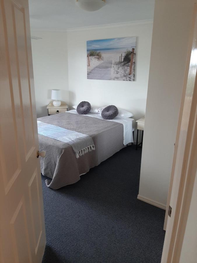 הרווי ביי Alexander Beachfront Apartments מראה חיצוני תמונה