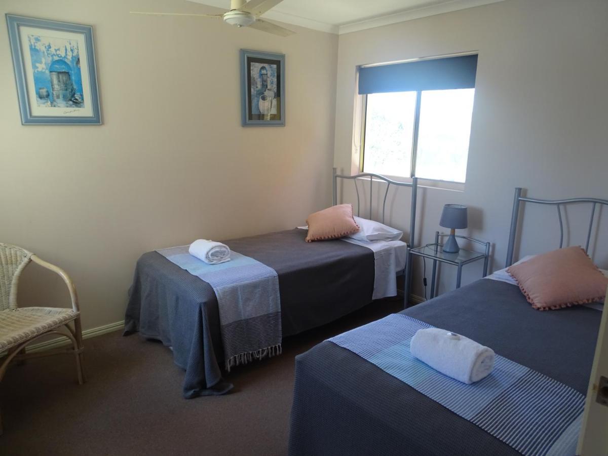 הרווי ביי Alexander Beachfront Apartments מראה חיצוני תמונה
